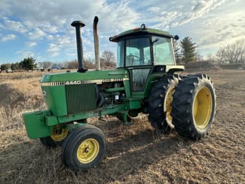 Main image John Deere 4440