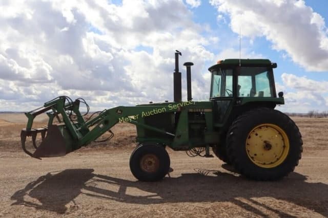 Image of John Deere 4440 equipment image 3