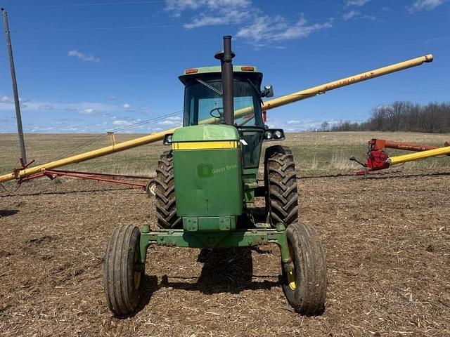Image of John Deere 4440 equipment image 2