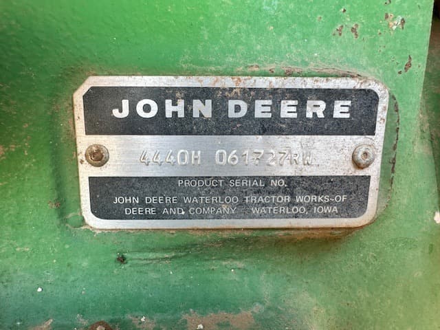 Image of John Deere 4440 equipment image 2