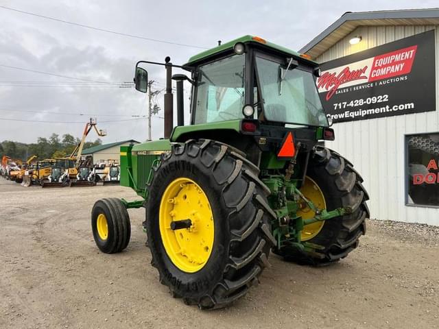 Image of John Deere 4440 equipment image 2