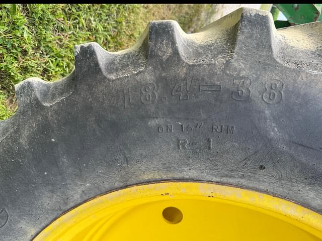 Image of John Deere 4440 equipment image 4