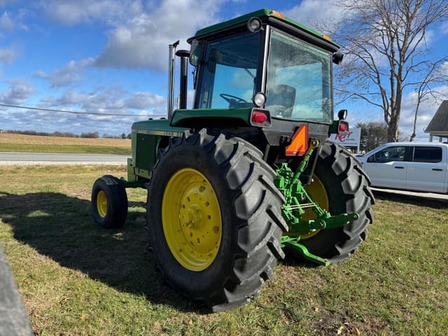 Image of John Deere 4440 equipment image 4