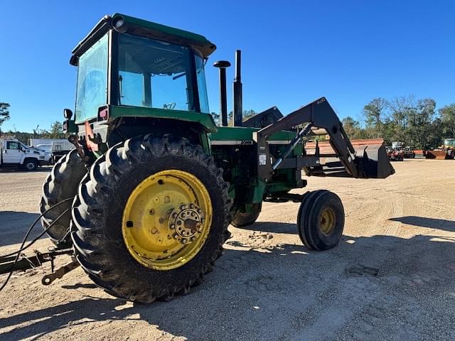 Image of John Deere 4440 equipment image 2