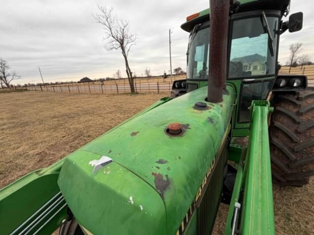 Image of John Deere 4440 equipment image 1