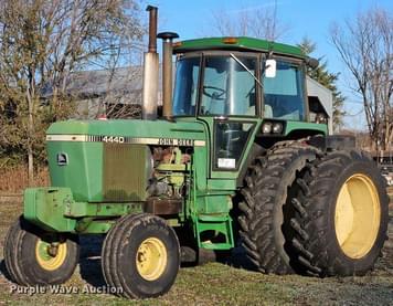 Main image John Deere 4440