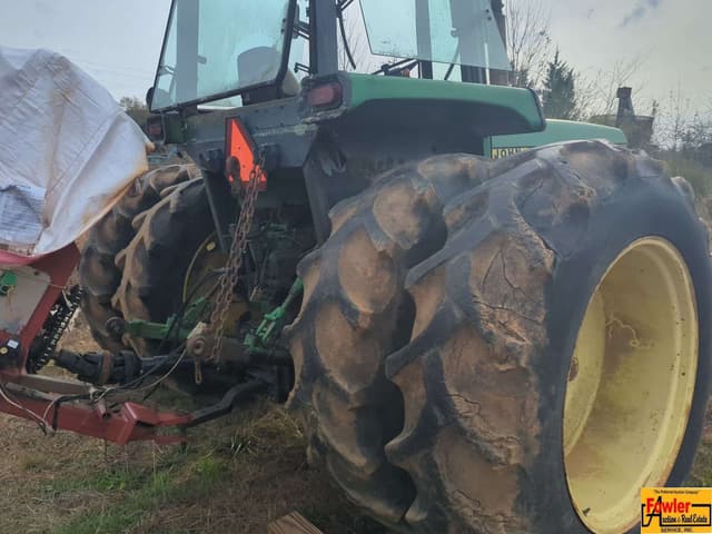 Image of John Deere 4440 equipment image 3