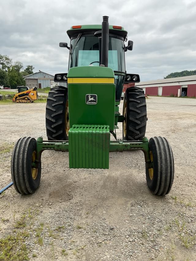 Image of John Deere 4440 equipment image 2