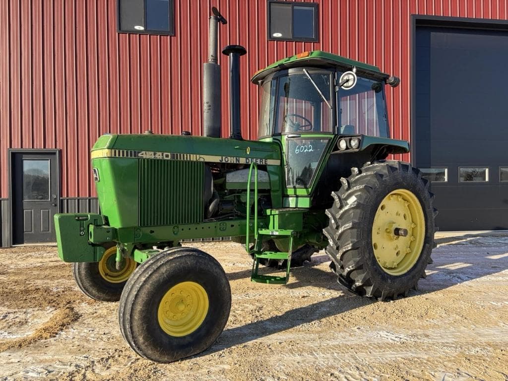 Image of John Deere 4440 Primary image