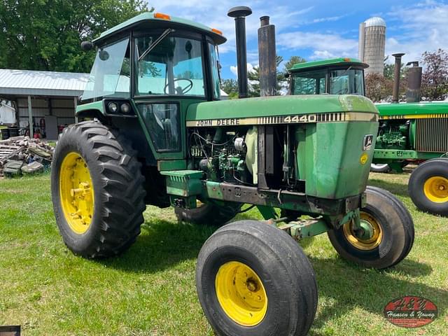Image of John Deere 4440 equipment image 2