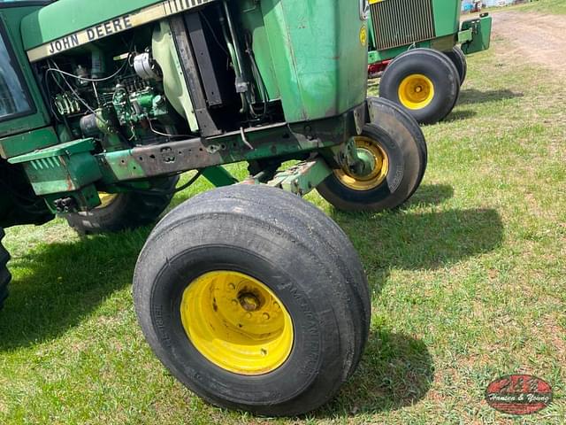Image of John Deere 4440 equipment image 3
