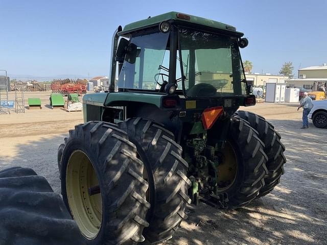 Image of John Deere 4440 equipment image 3