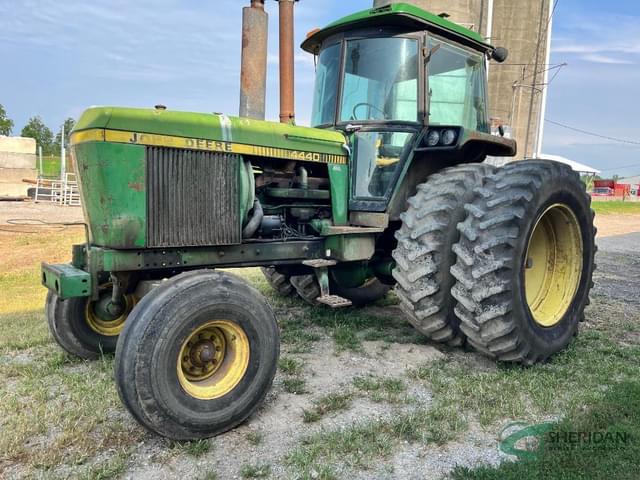 Image of John Deere 4440 equipment image 1