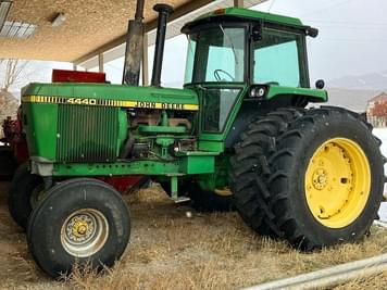 Main image John Deere 4440
