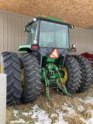 Image of John Deere 4440 equipment image 3