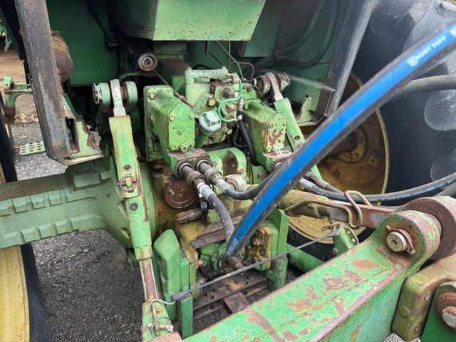 Image of John Deere 4440 equipment image 3