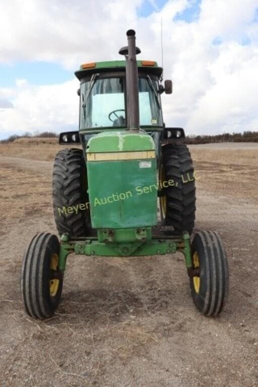 Image of John Deere 4440 equipment image 3