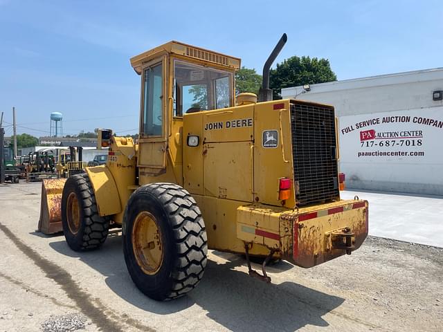 Image of John Deere 444D equipment image 3