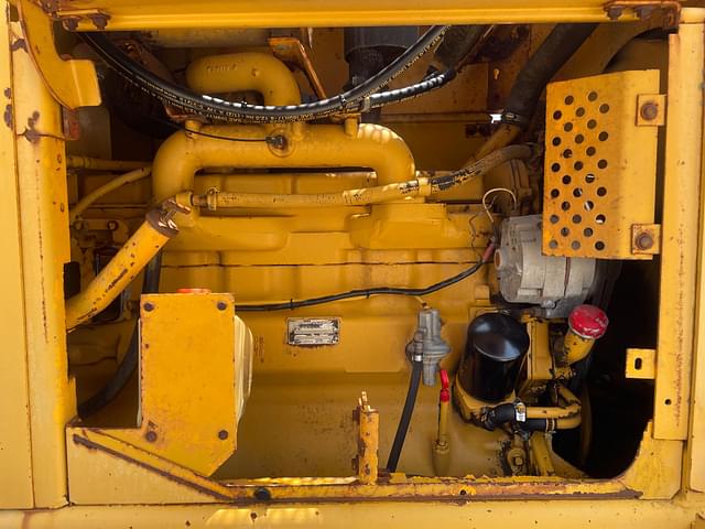 Image of John Deere 444D equipment image 4