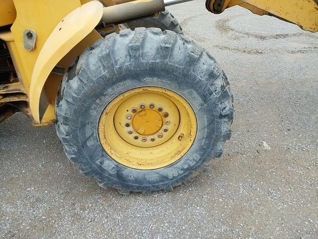 Image of John Deere 444H equipment image 4