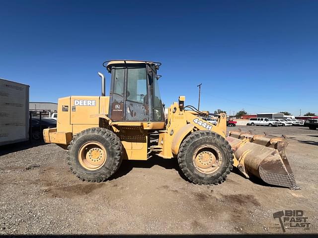 Image of John Deere 444H equipment image 3