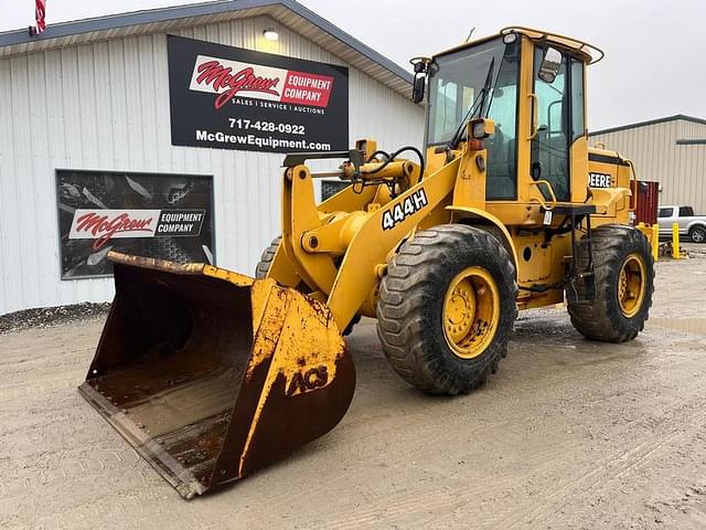 Image of John Deere 444H equipment image 1