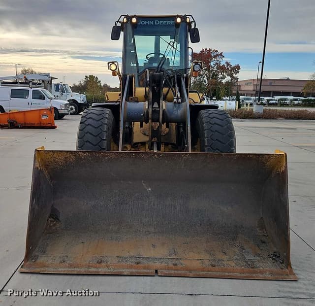 Image of John Deere 444K equipment image 1
