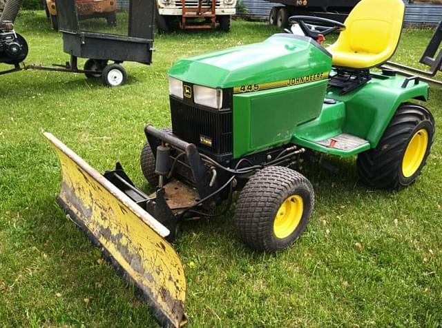 Image of John Deere 445 equipment image 1