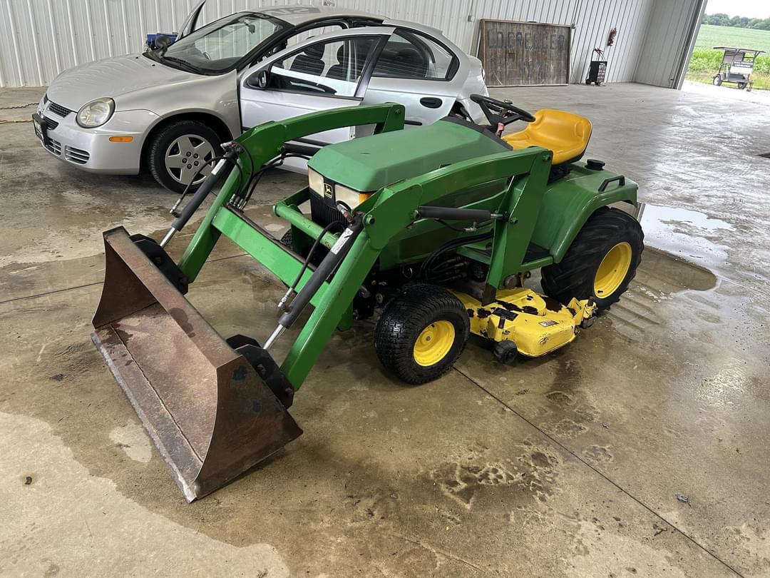 Image of John Deere 445 Primary image