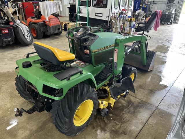 Image of John Deere 445 equipment image 3
