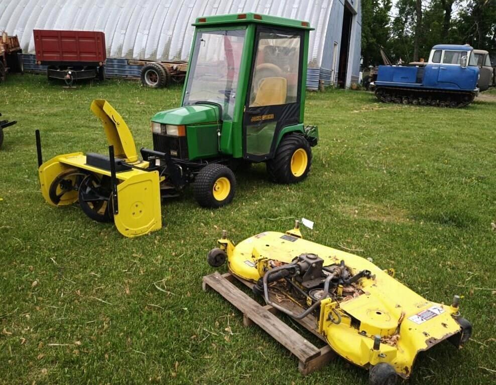 Image of John Deere 445 Primary image