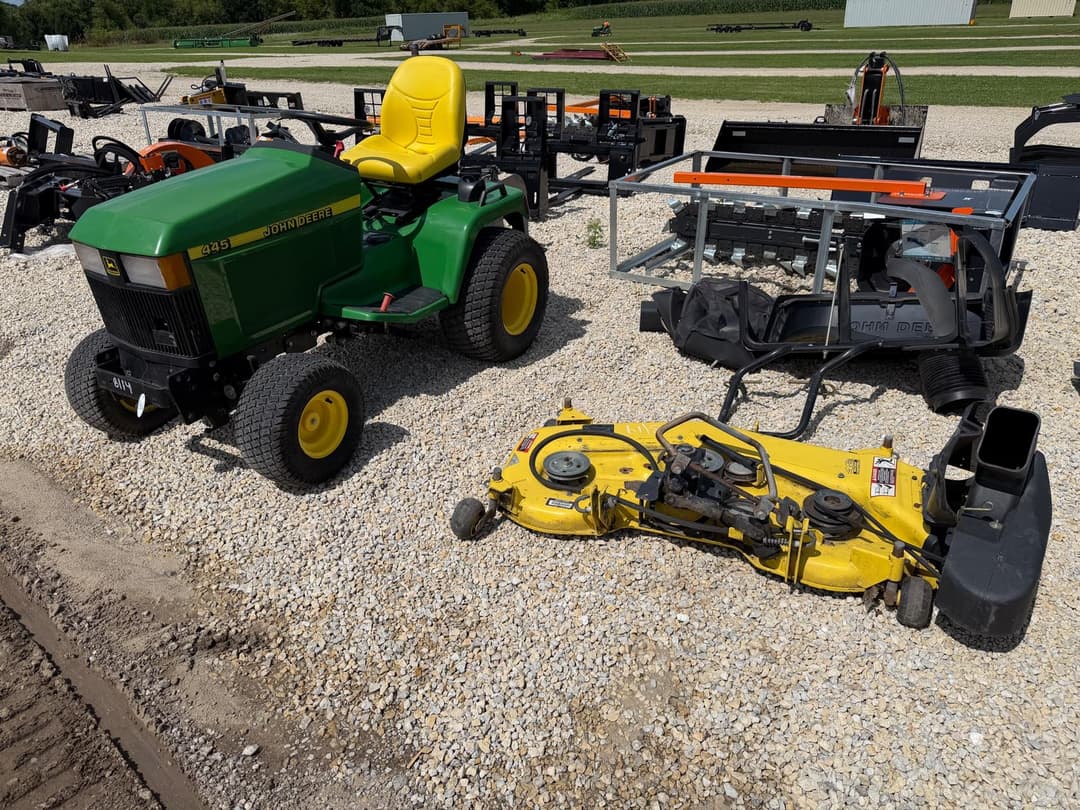 Image of John Deere 445 Primary image