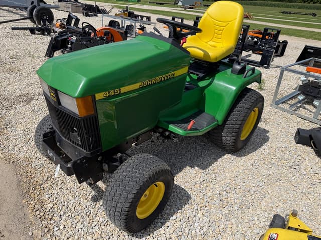Image of John Deere 445 equipment image 1