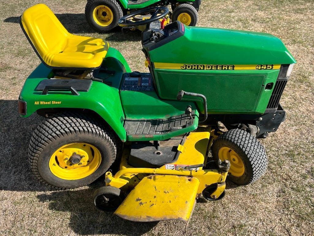 Main image John Deere 445