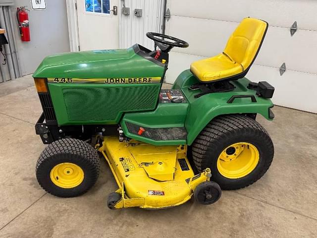 Image of John Deere 445 equipment image 1