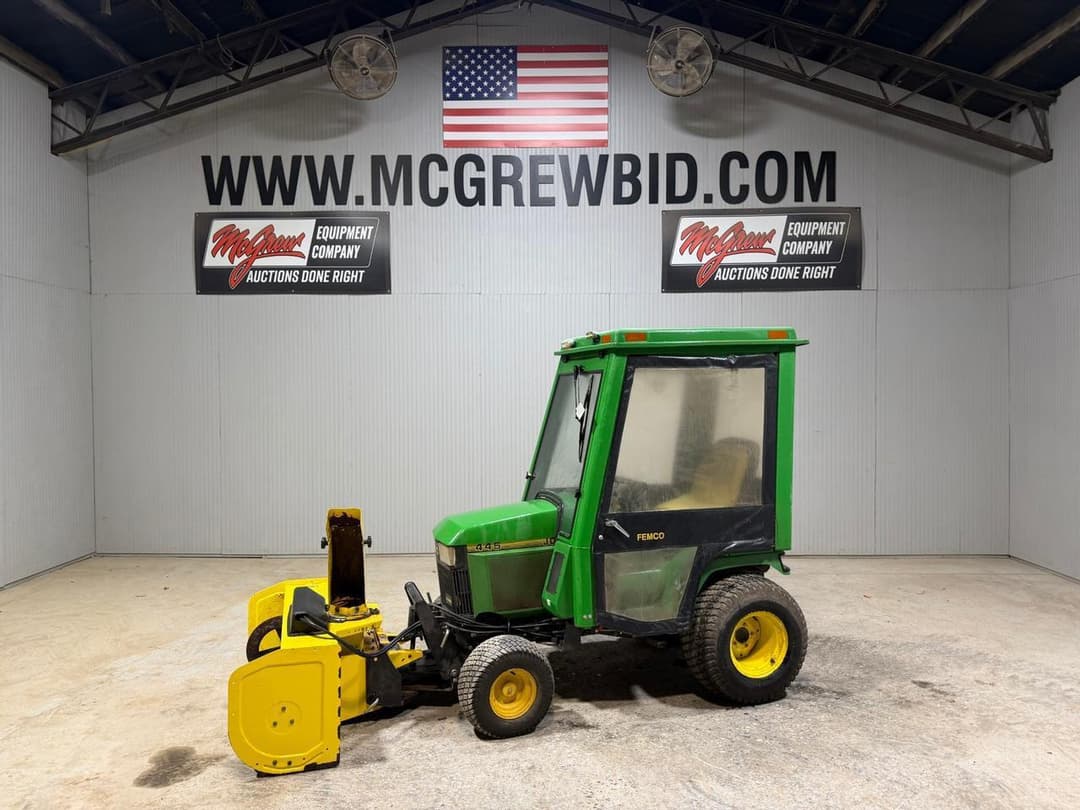 Image of John Deere 445 Primary image