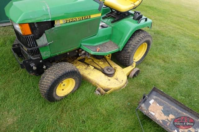 Image of John Deere 445 equipment image 1