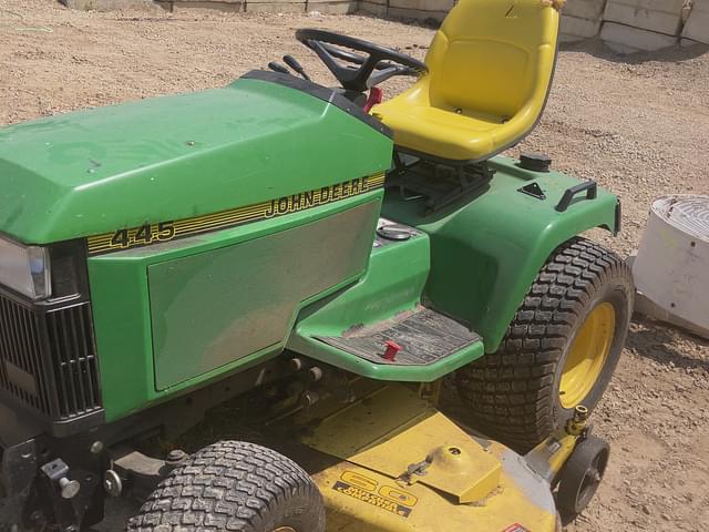 Image of John Deere 445 equipment image 1