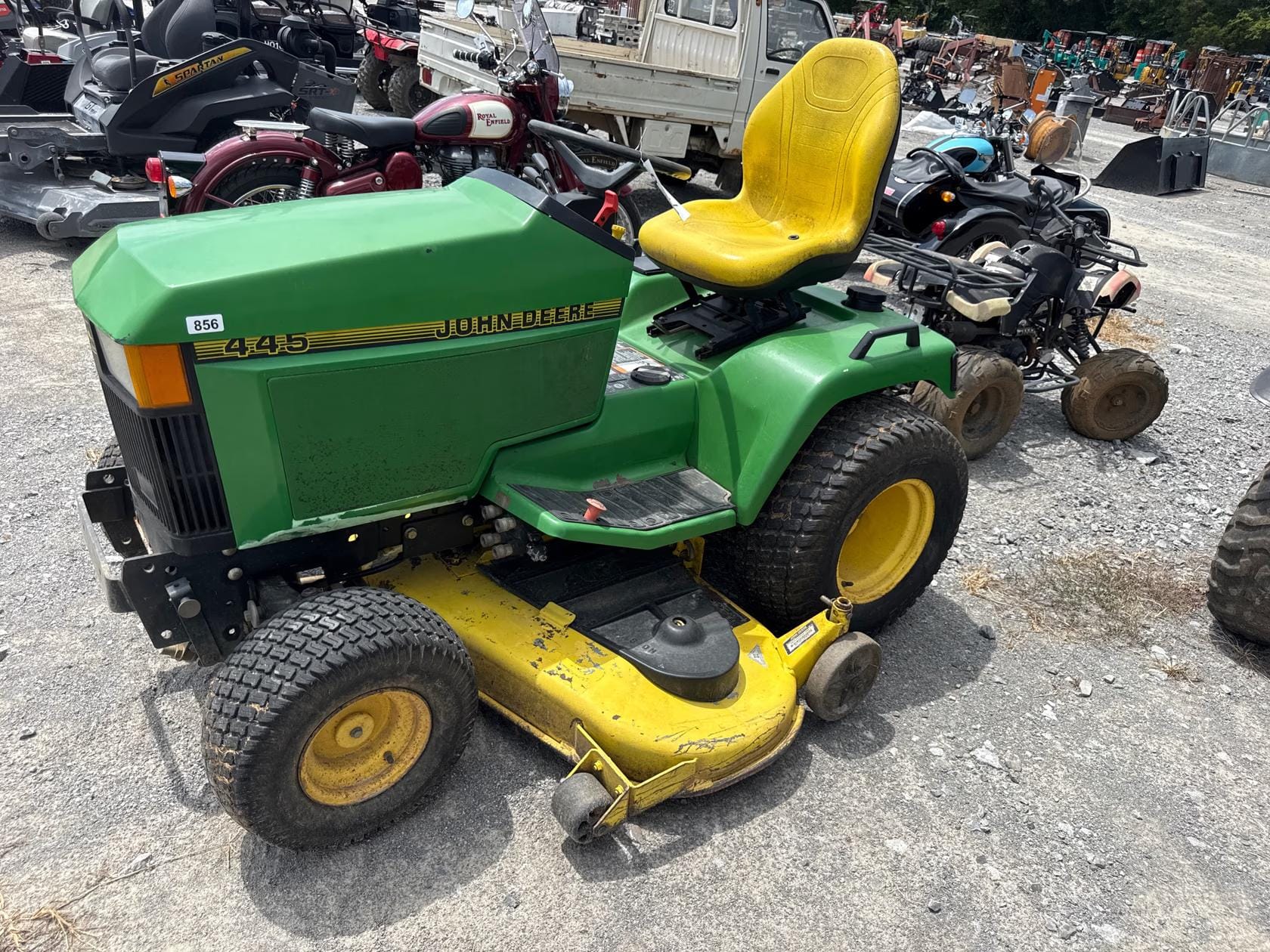 John Deere 445 Equipment Image0