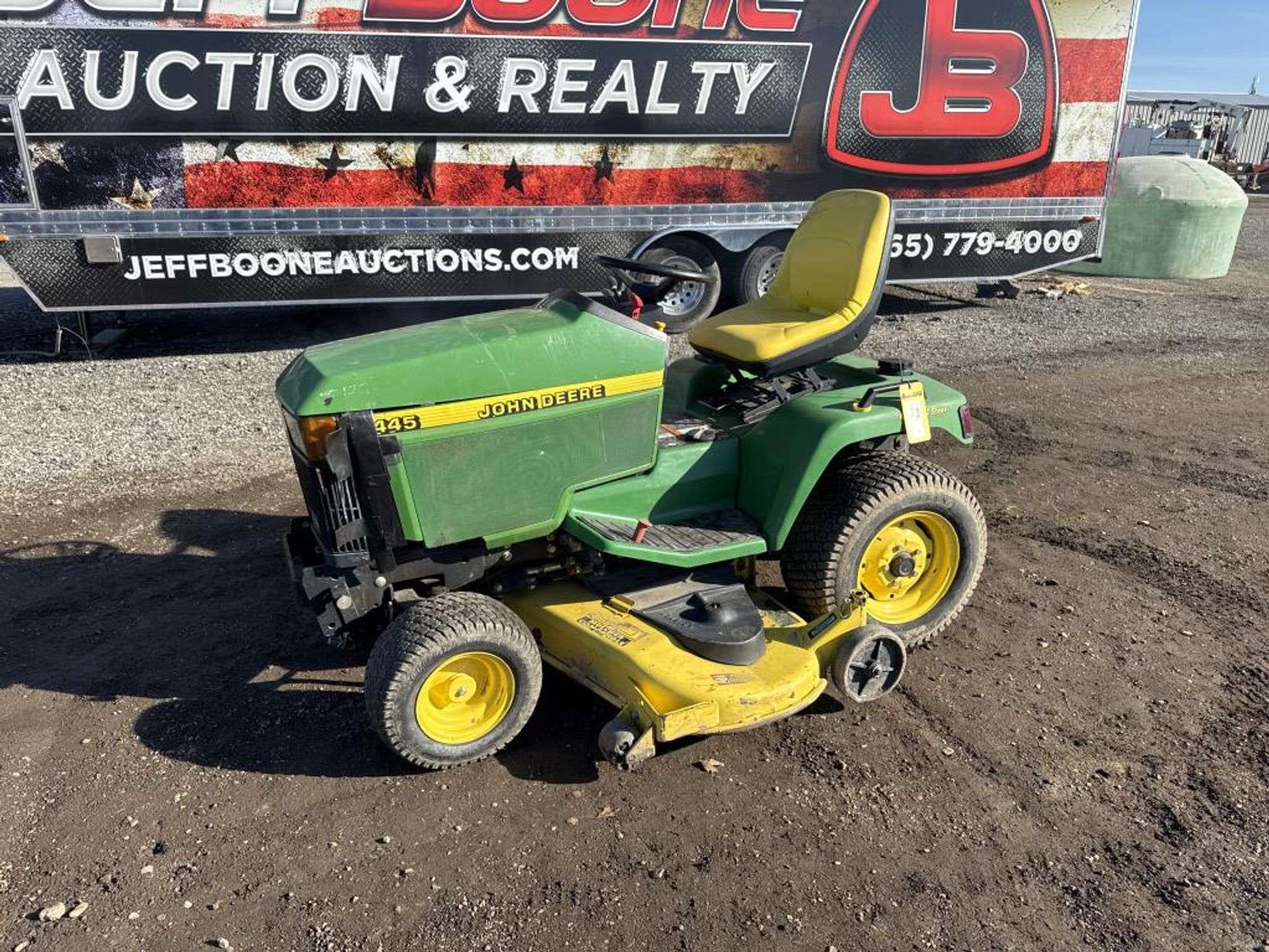 Main image John Deere 445