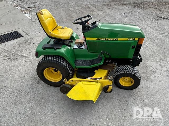 Image of John Deere 445 equipment image 1