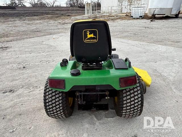 Image of John Deere 445 equipment image 3