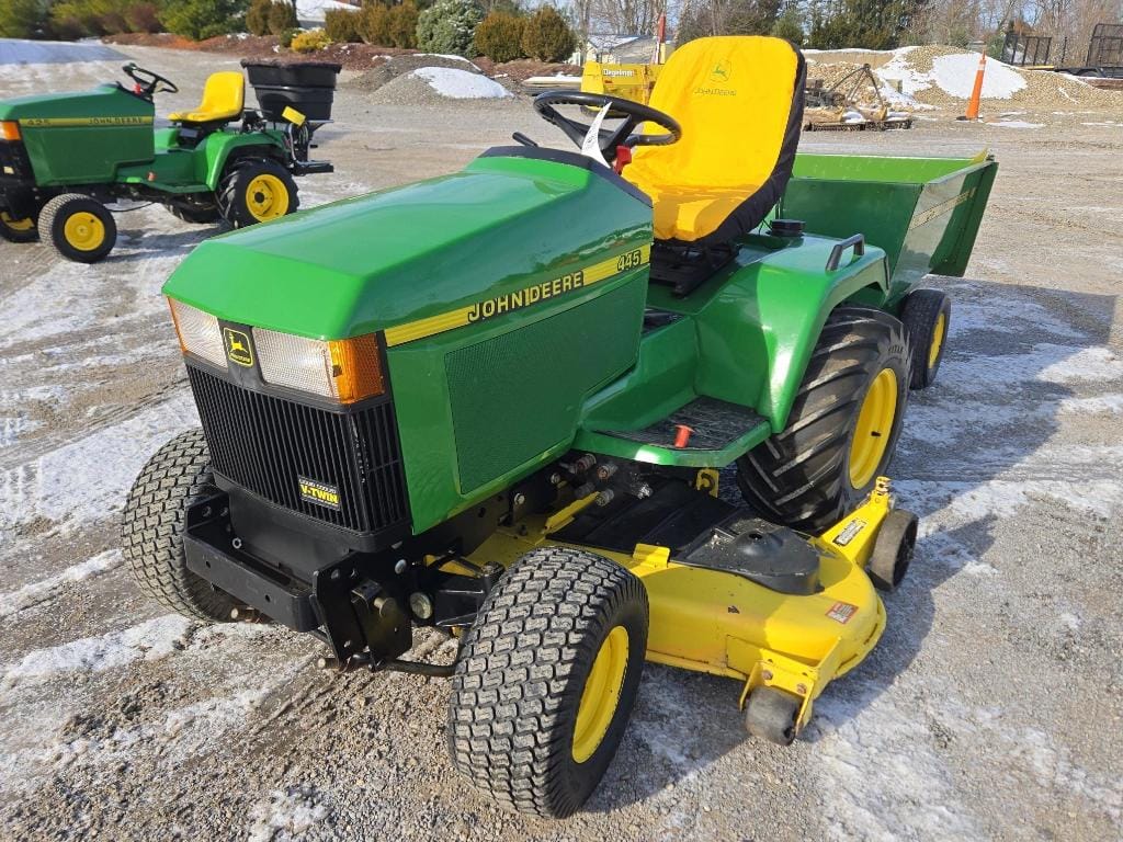 John Deere 445 Equipment Image0