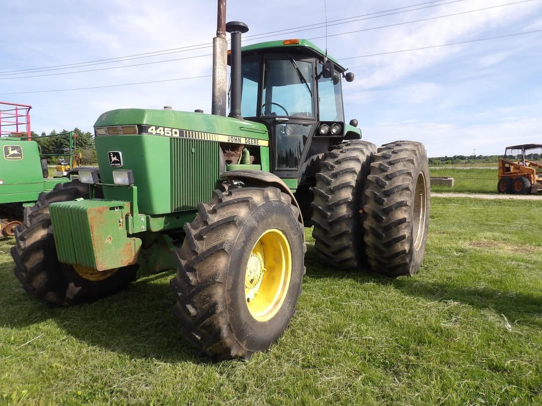 Image of John Deere 4450 Primary image