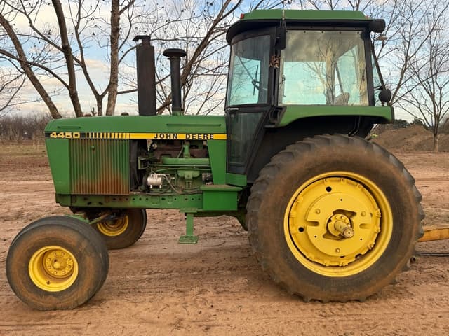 Image of John Deere 4450 equipment image 2