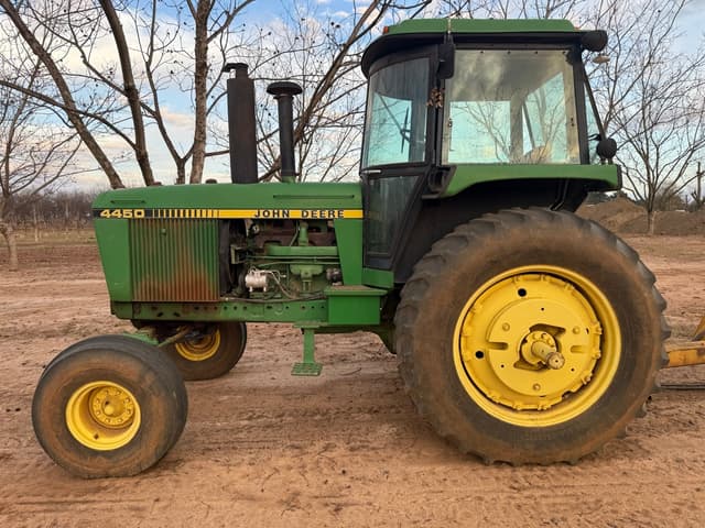 Image of John Deere 4450 equipment image 3