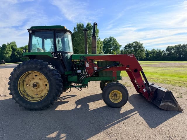Image of John Deere 4450 equipment image 2