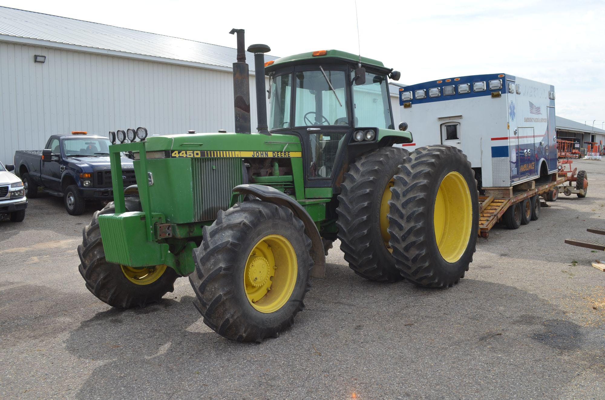 Main image John Deere 4450