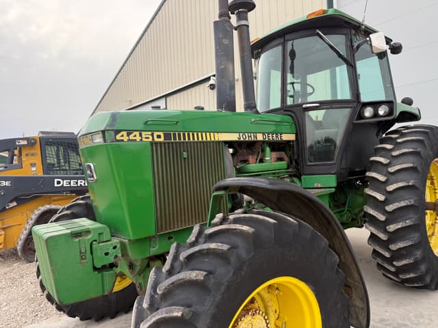 Image of John Deere 4450 equipment image 2