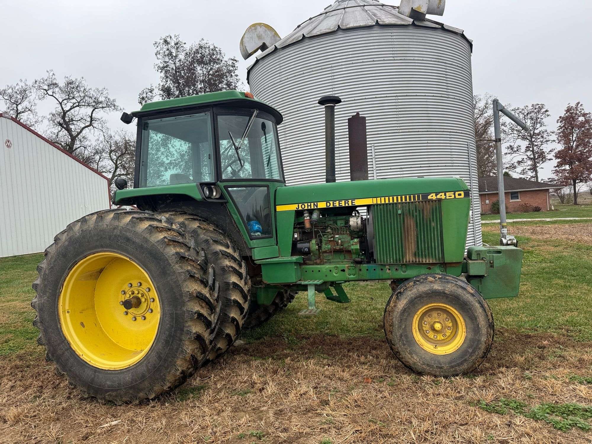 John Deere 4450 Equipment Image0